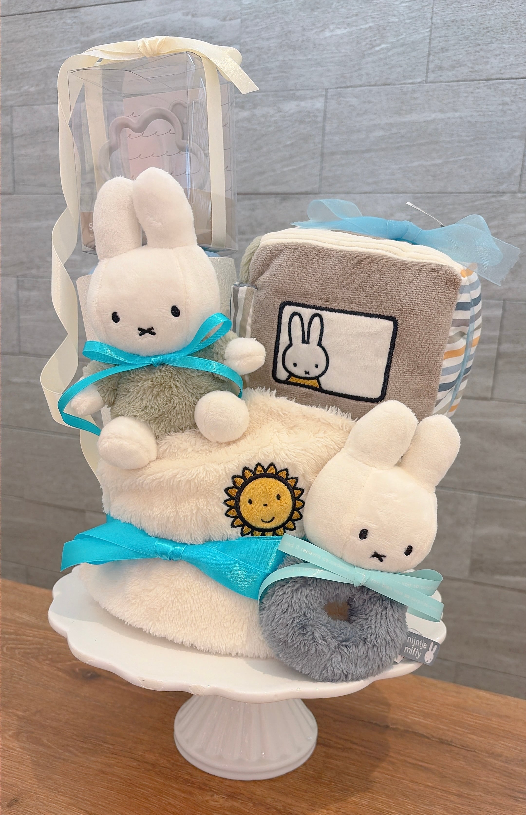 miffy ミッフィーおむつケーキ