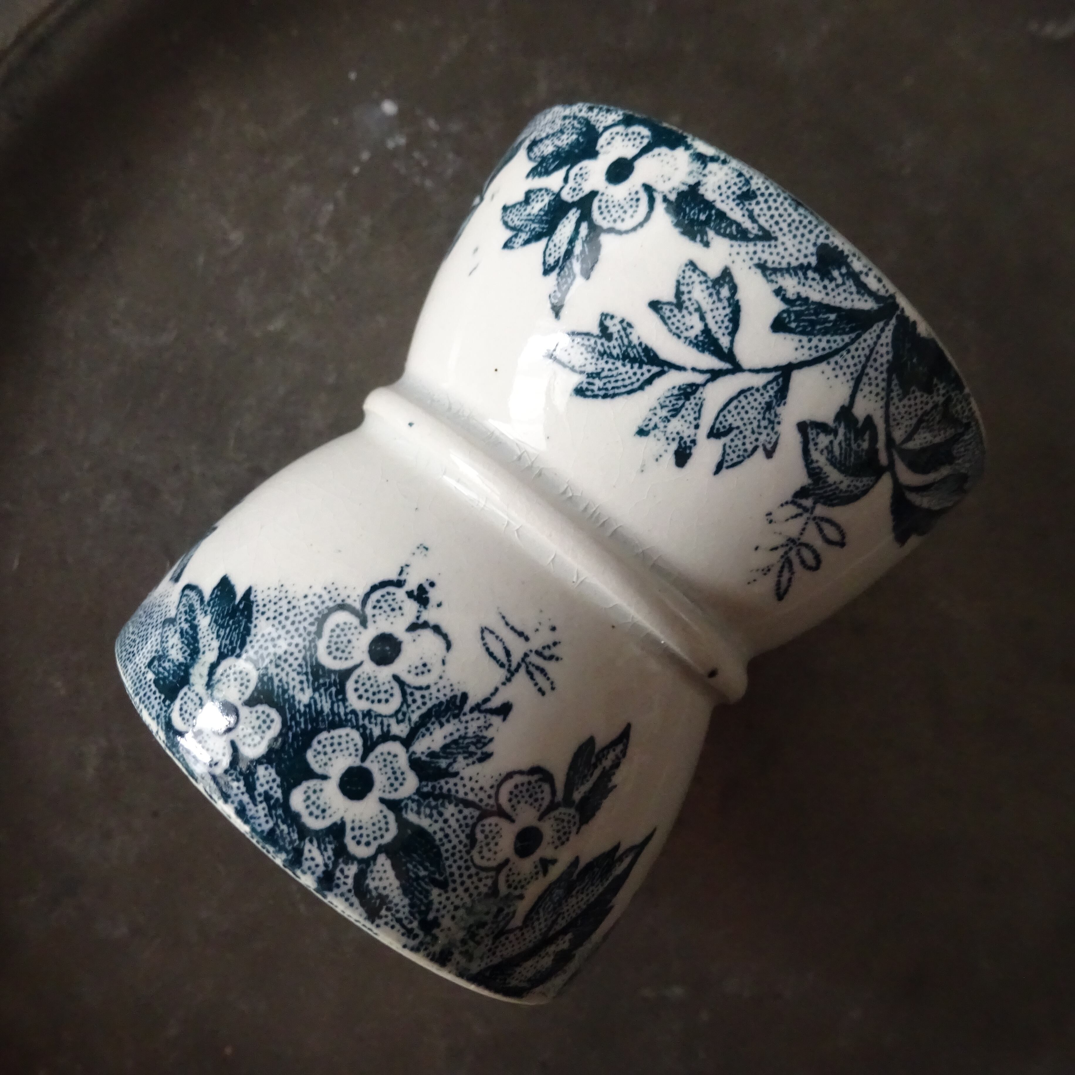 【 Nouveauté 】☆ St. Amand  modèle《Marie-Louise》Coquetier diabolo (B)