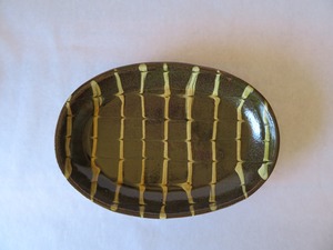 丹窓窯　スリップウェア紋楕円皿　飴釉　中