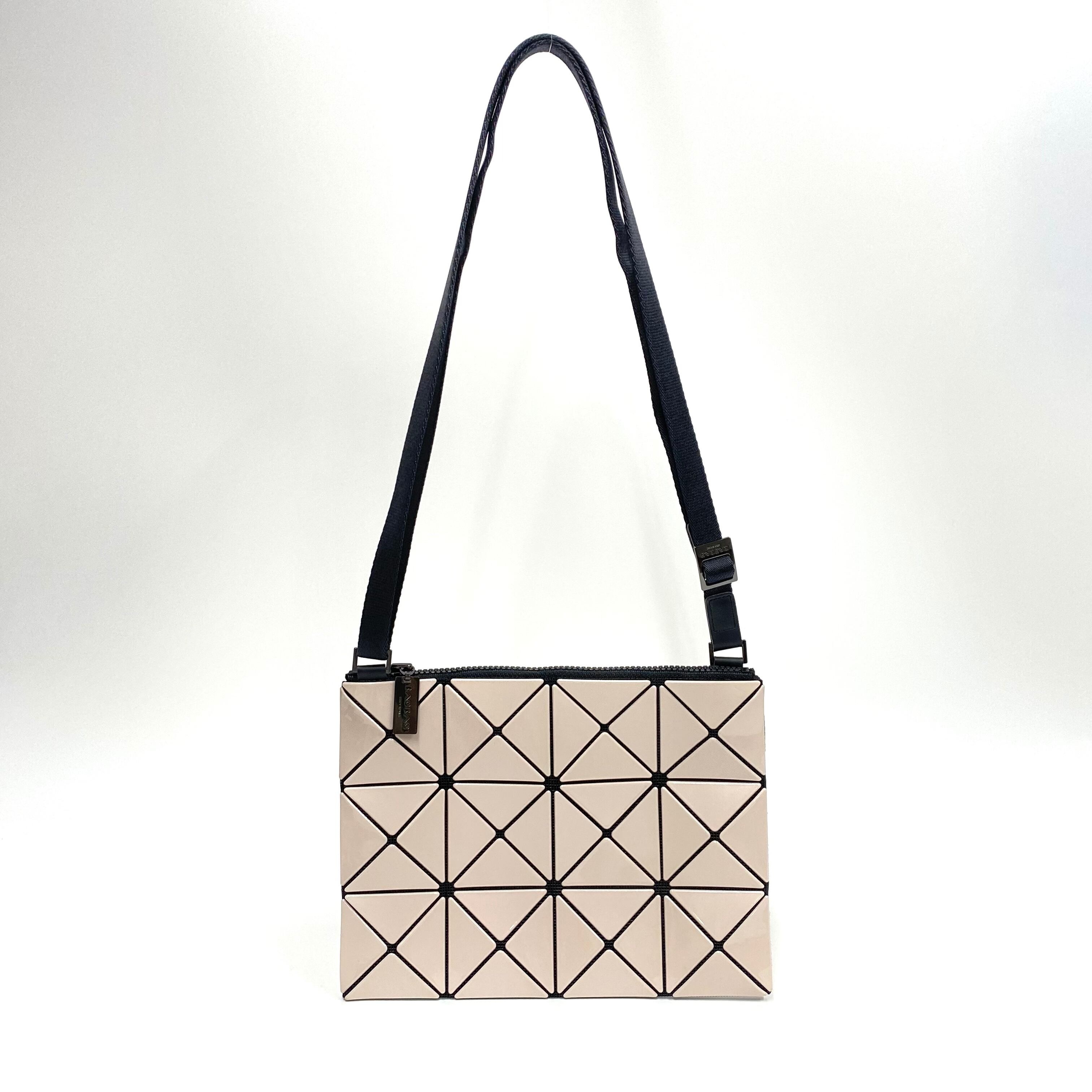 BAOBAO ショルダー　ISSEY MIYAKE