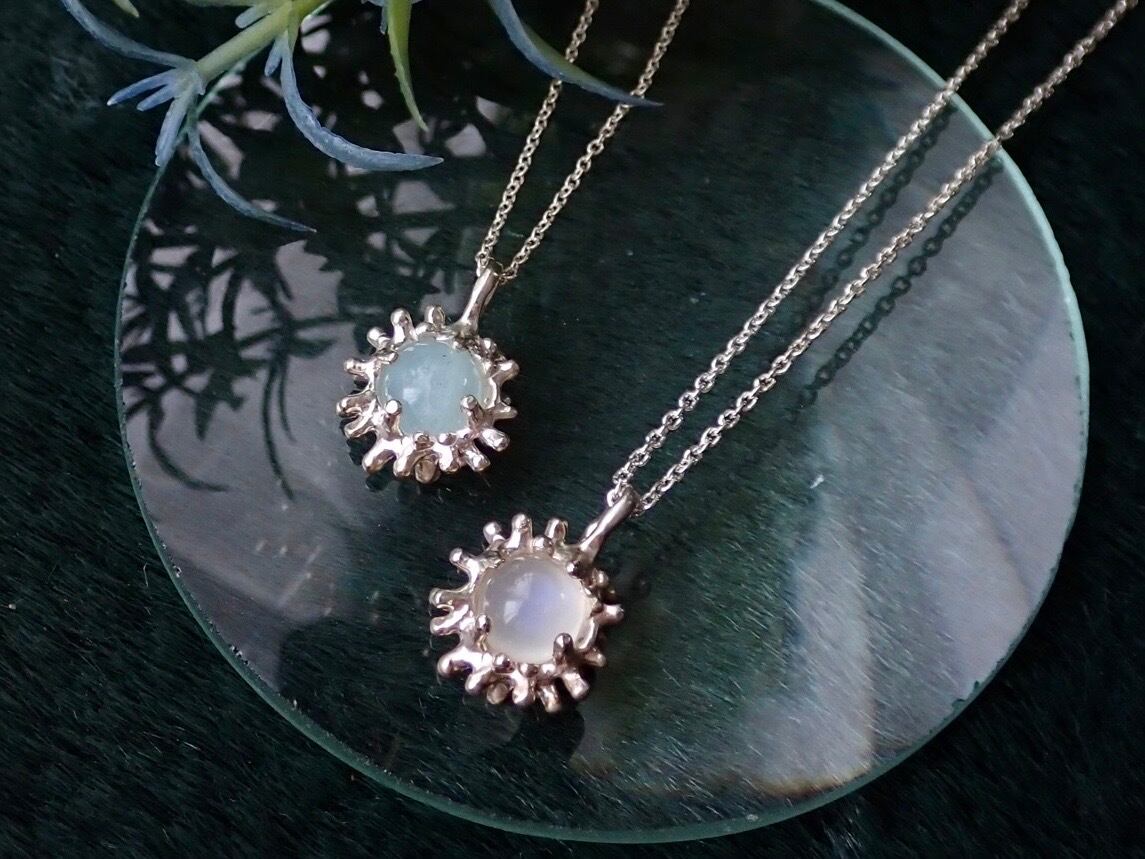 mineralニョロロネックレス