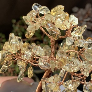 綺麗な色合い天然石ツリー・シトリン