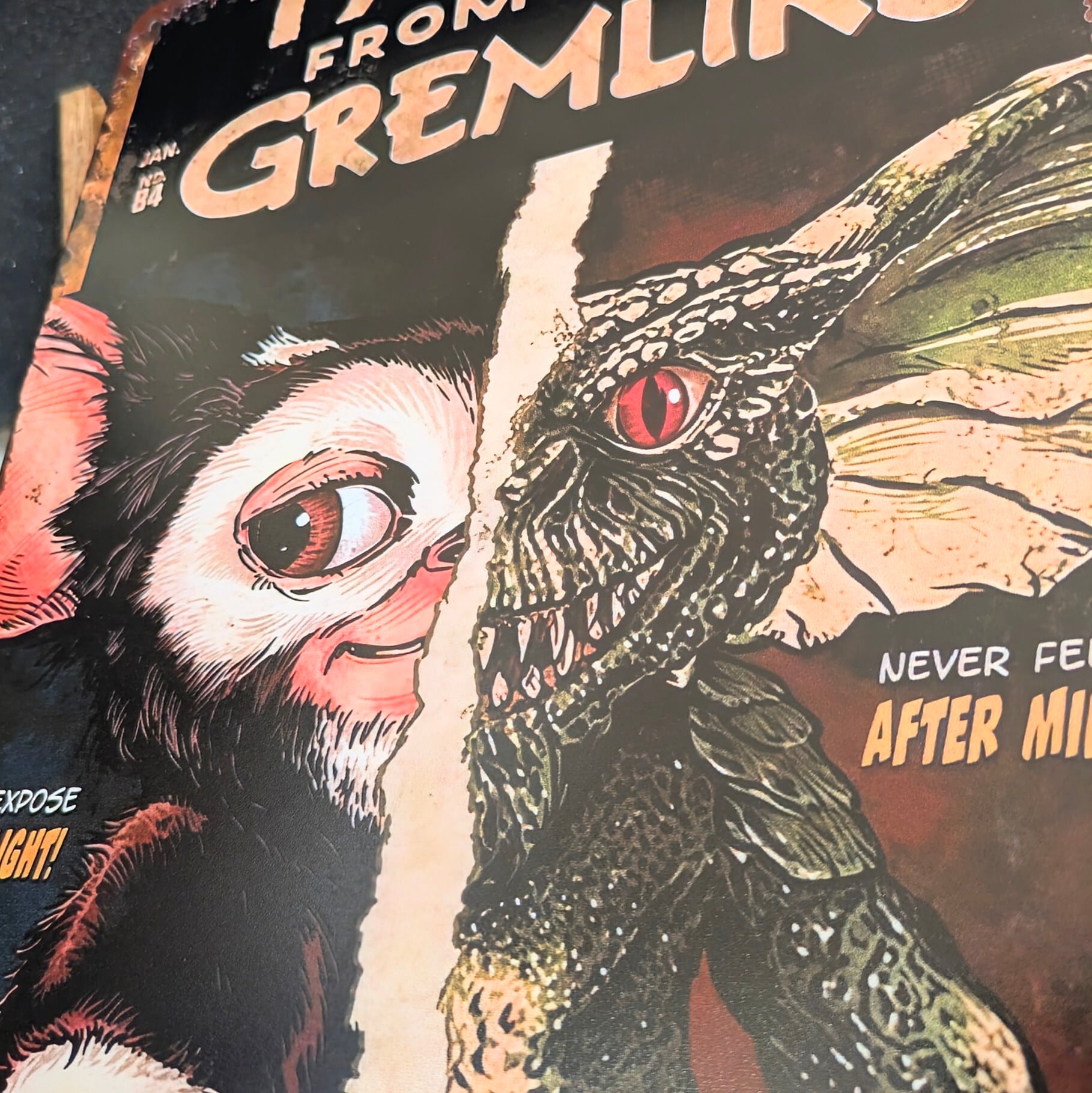 送料無料!ちょうどいいブリキ看板【 Gremlins ( グレムリン ) )】ギズモ&ストライプ / METAL SIGN / メタルサイン / ブリキ看板 / サインボード / ビンテージ加工 〚アメリカン雑貨 アメトイ〛