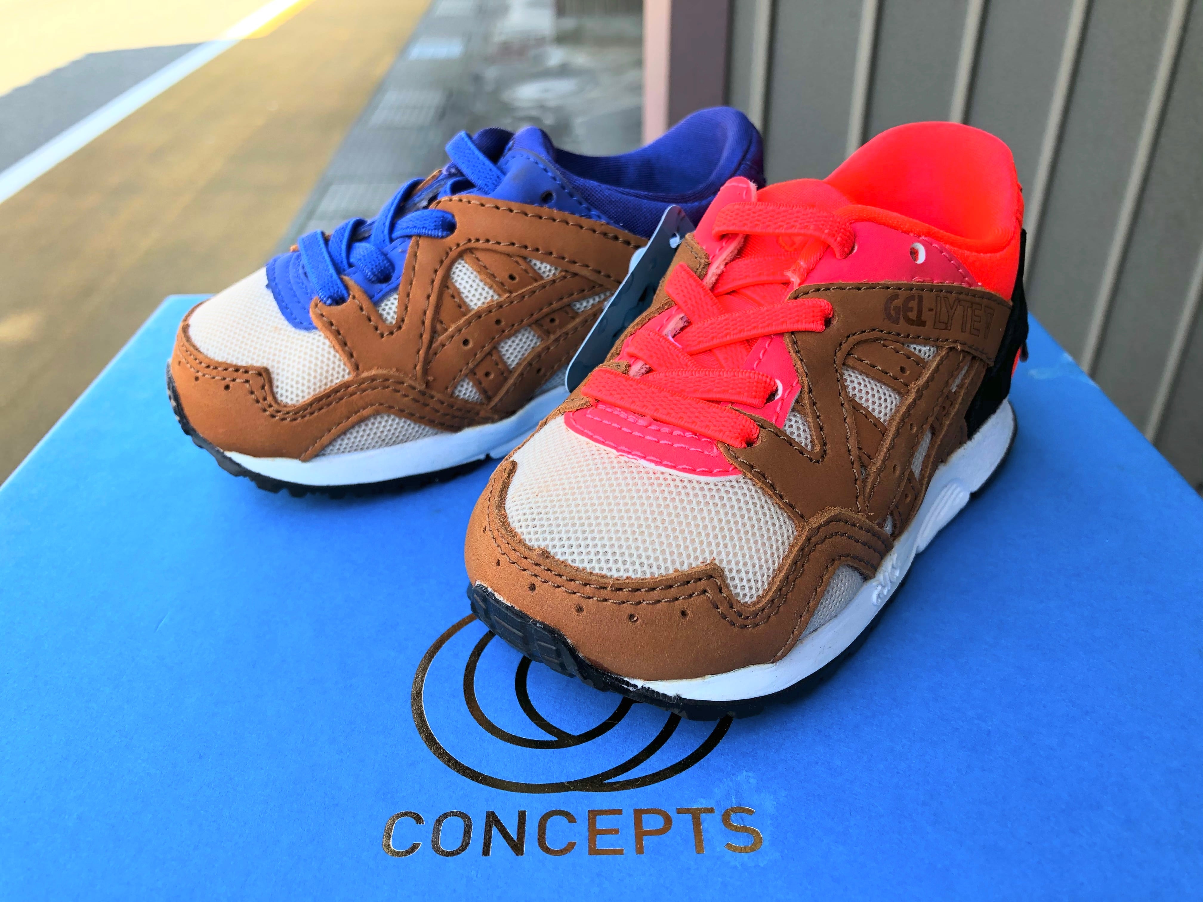 ASICS x CONCEPTS GEL LYTE V TS (DAZZLE BLUE/INFARED) | "JACK OF ALL TRADES"  万屋 MARU