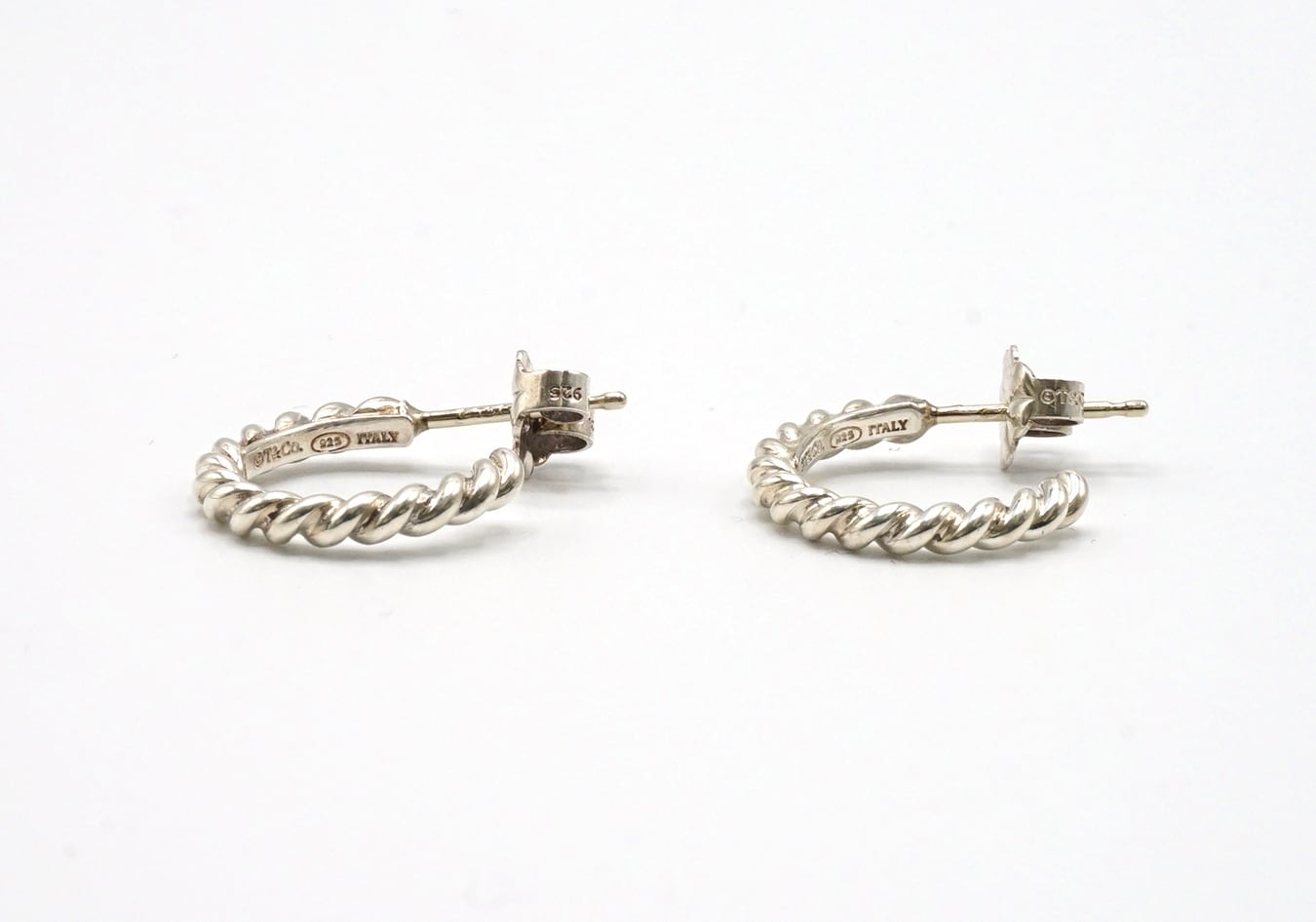 Tiffany & Co.(ティファニー)」 Old Tiffany & Co. Twist Hoop