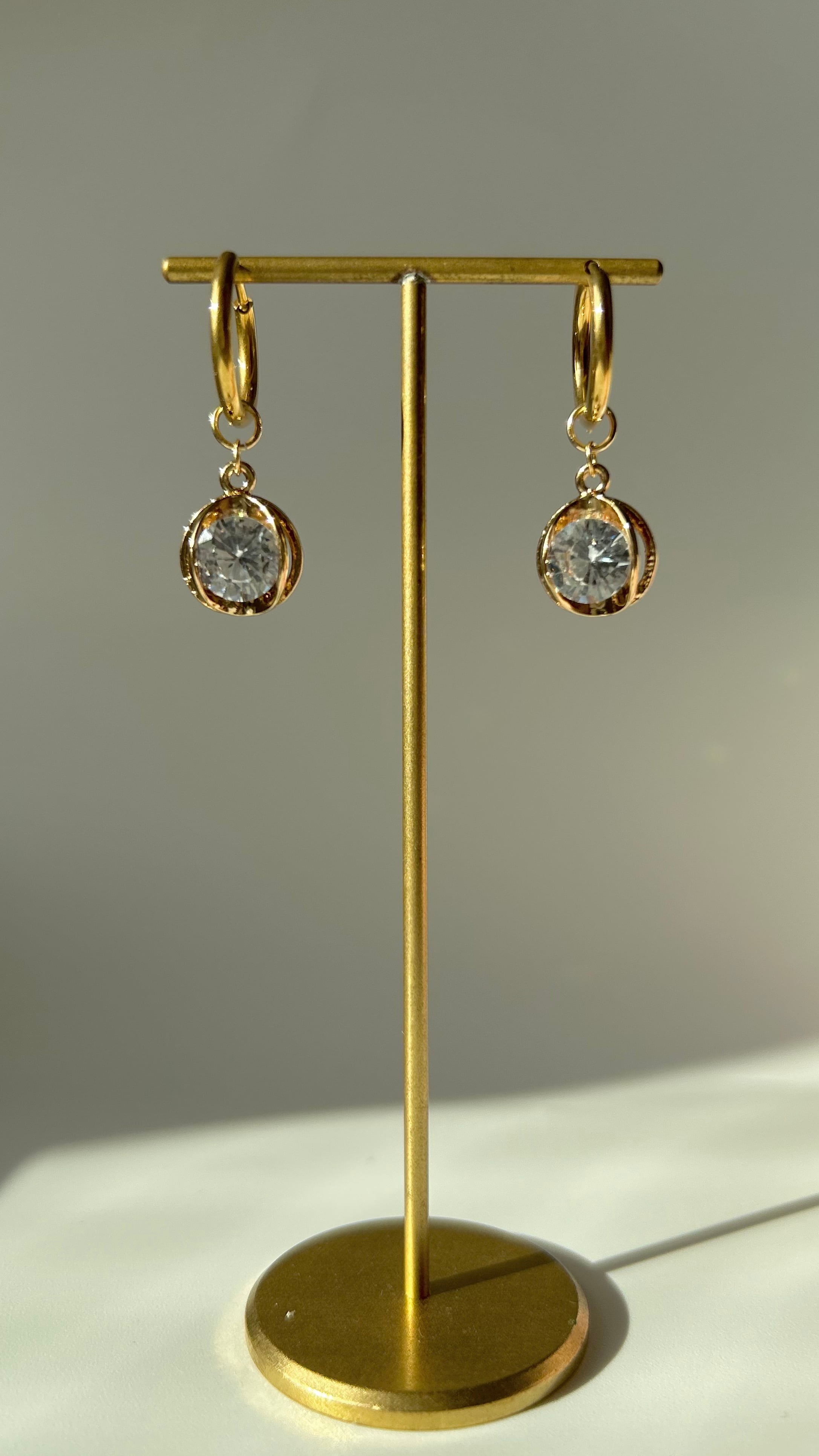 Round Crystal Charm pierce/earring
