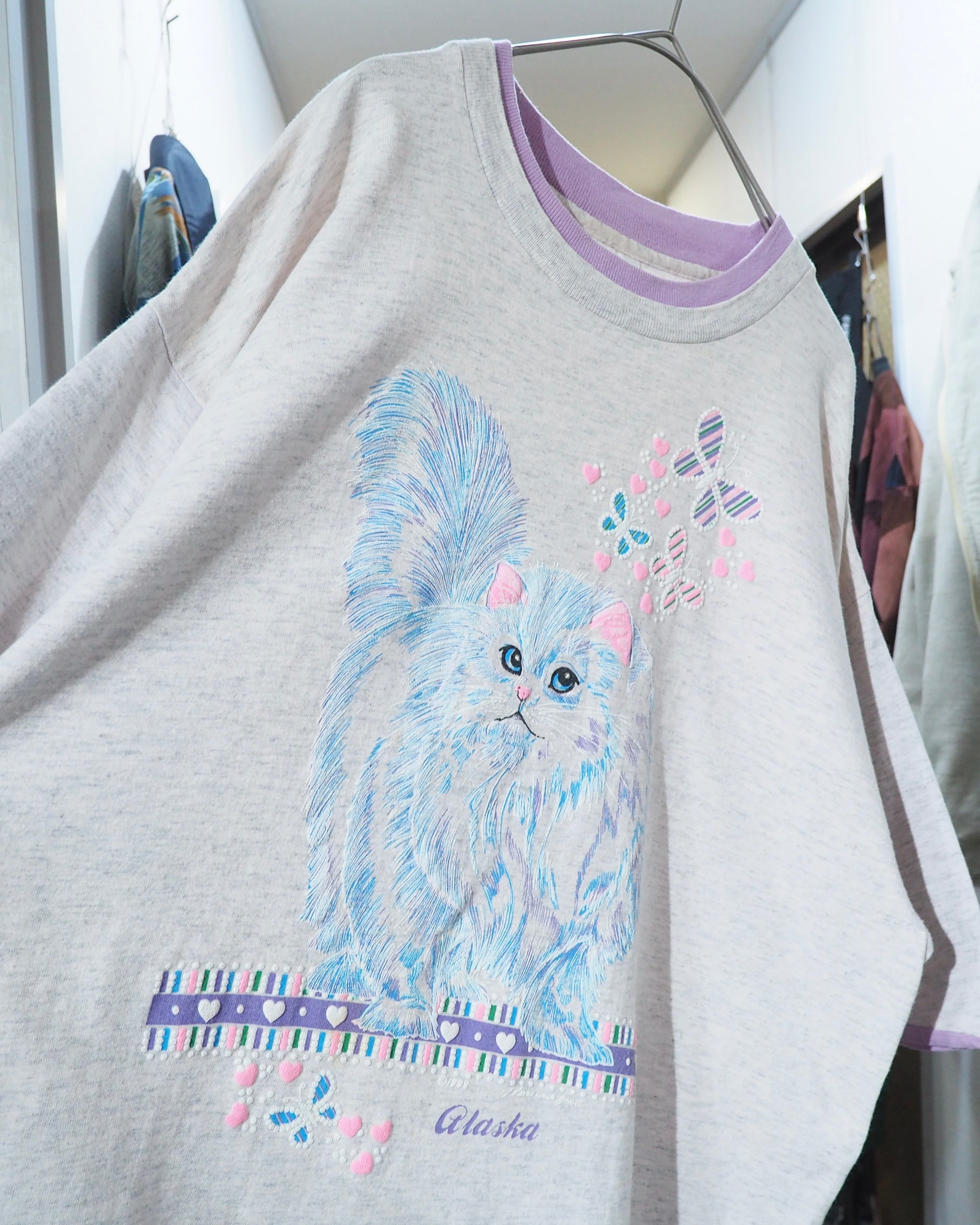 1980s " Made in USA " Pretty Persian Cat printed vintage Tee