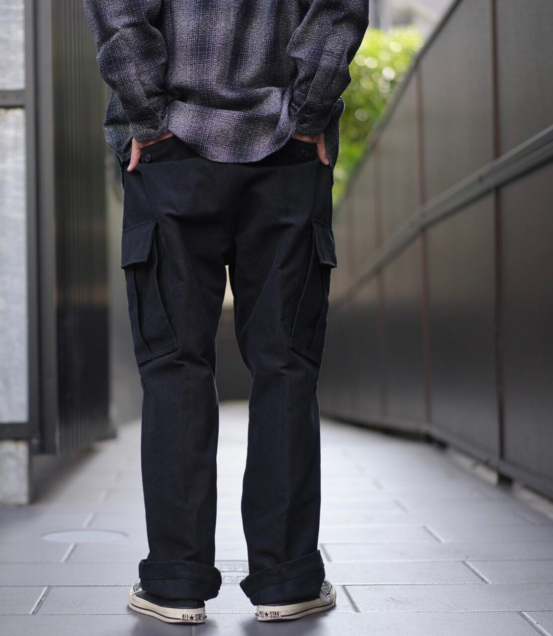 COMOLI / コモリ モールスキン BDU パンツ