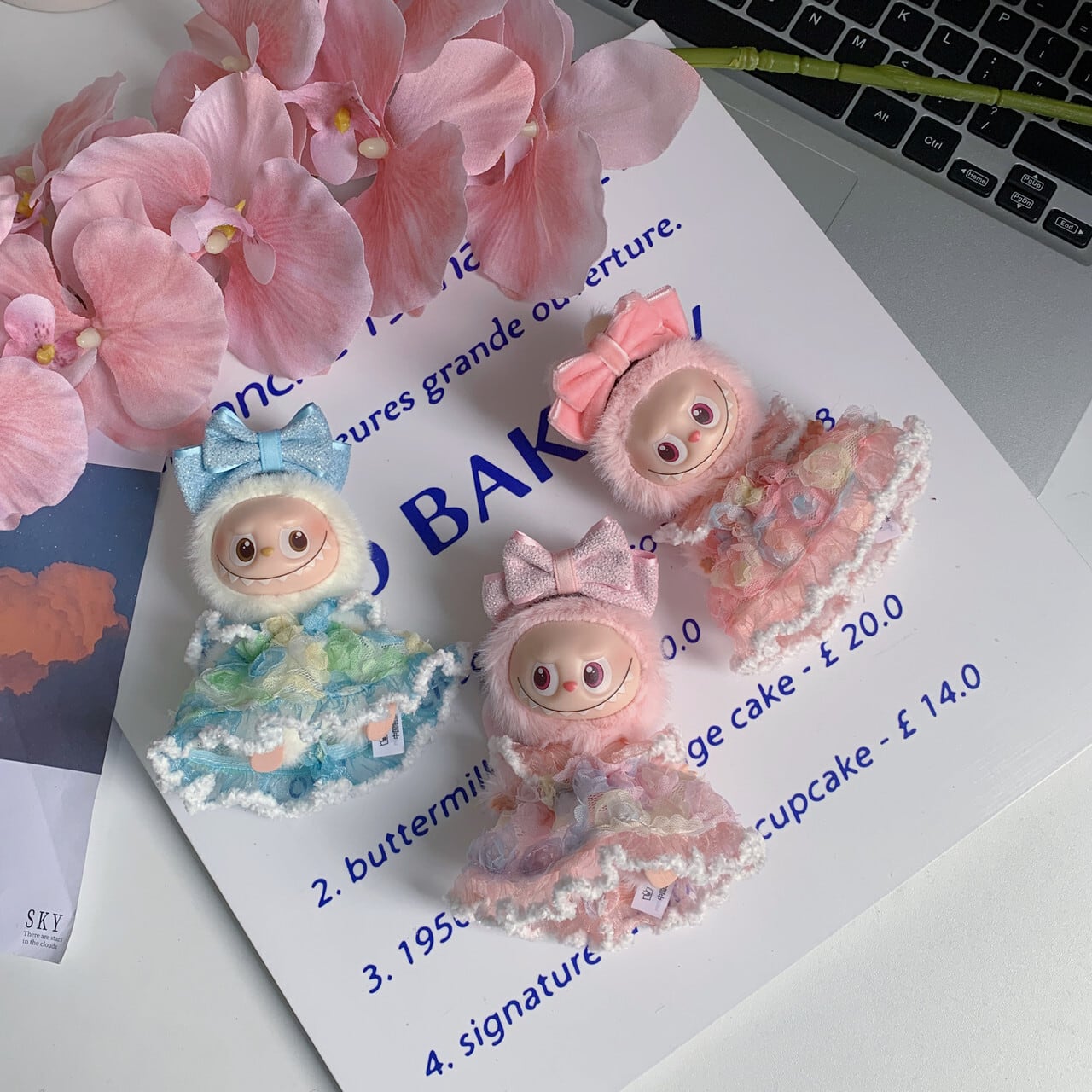 Labubu 4代対応 ローズ花柄レースワンピース＋ヘアアクセ ラブブ