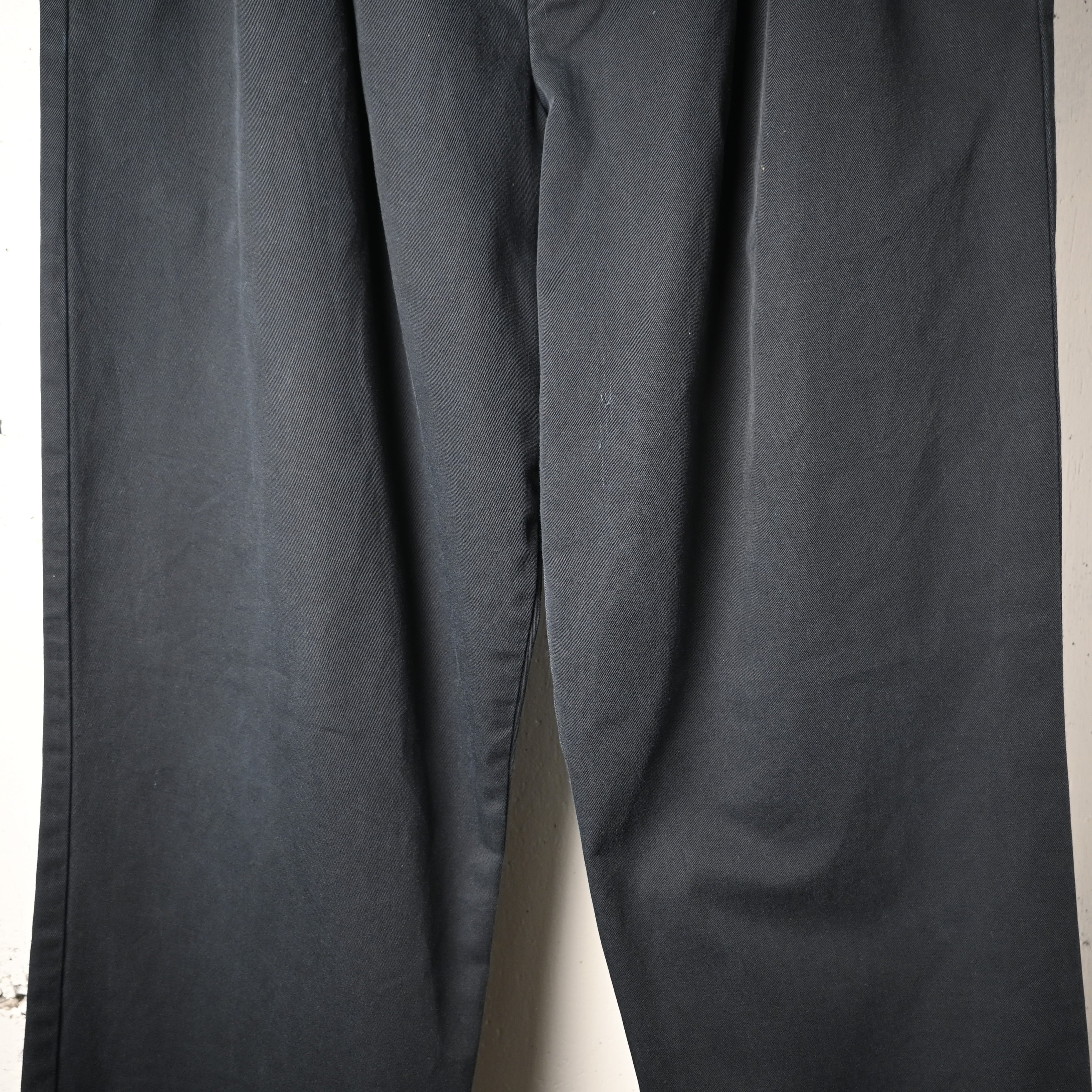 W34L32 ] DOCKERS Dominica製 Two Tuck Chino Pants , Black | 広島