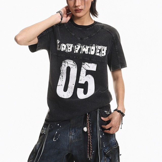 ユーズドライクグラフィックダメージフォルムTシャツ 1col   R01993