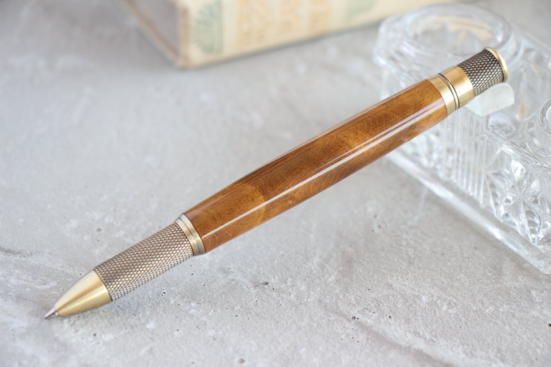 幻の国産銘木 御蔵島の金桑 黄金桑 杢 グロス塗装仕上げ 1・Alchymia