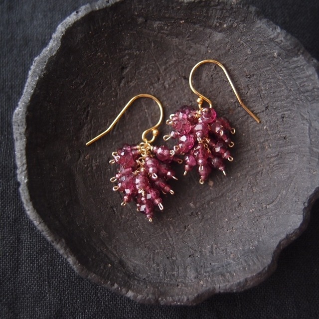 再入荷【K14gf】Rhodolite Garnet Earrings／ロードライトガーネット フリンジピアス