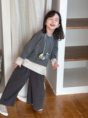 ★即納★ バイカラーレイヤード風カットソー／140 （グレー） 【送料無料】 JIAY 2025春 韓国子供服 トップス Tシャツ カットソー ロンT 長袖 切替 ツートン