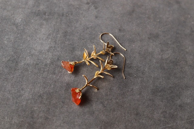 タイム ピアス/イヤリング［カーネリアン］