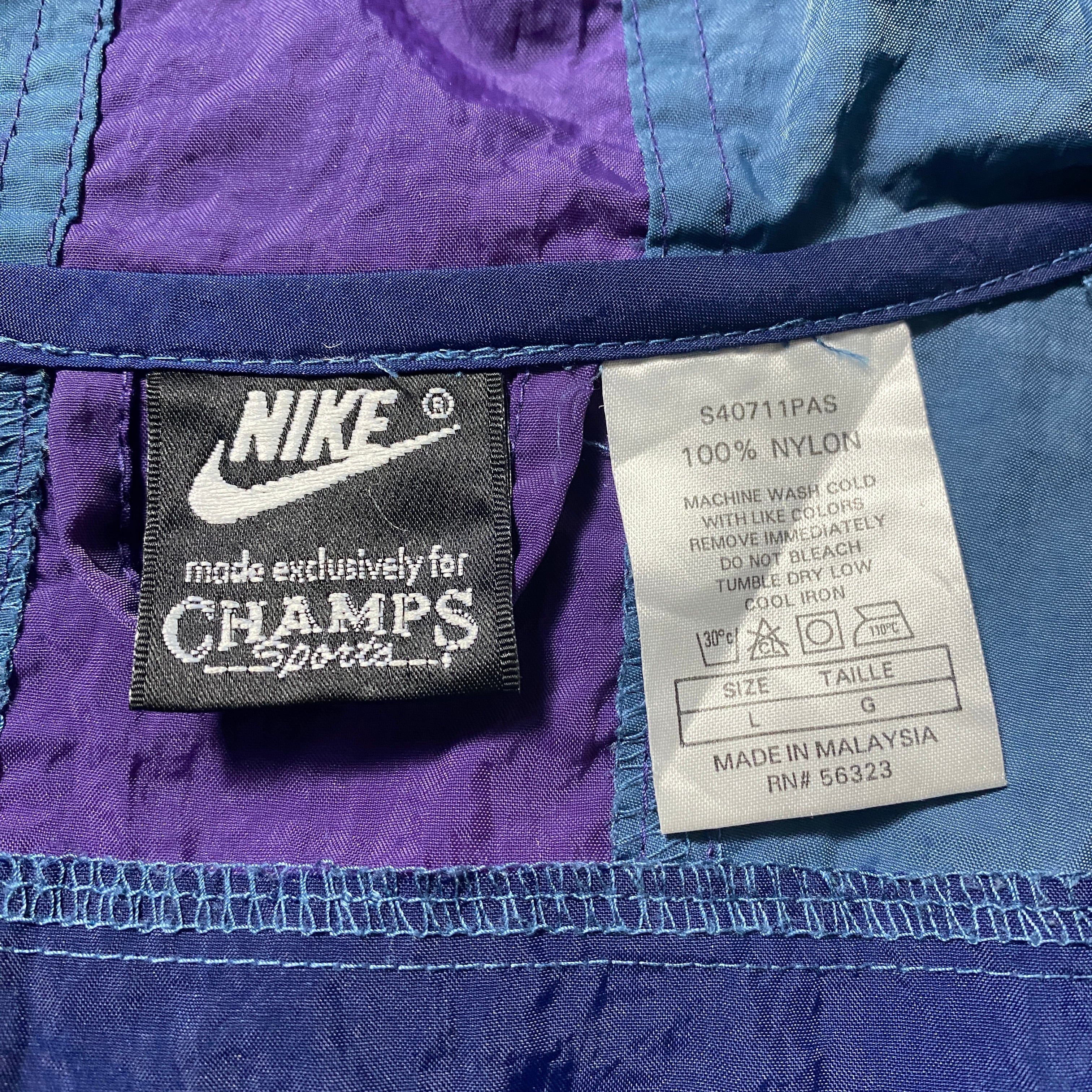 90's NIKE CHAMPS SPORTSタグ ナイキ スウォッシュ 刺繍ロゴ ハーフ