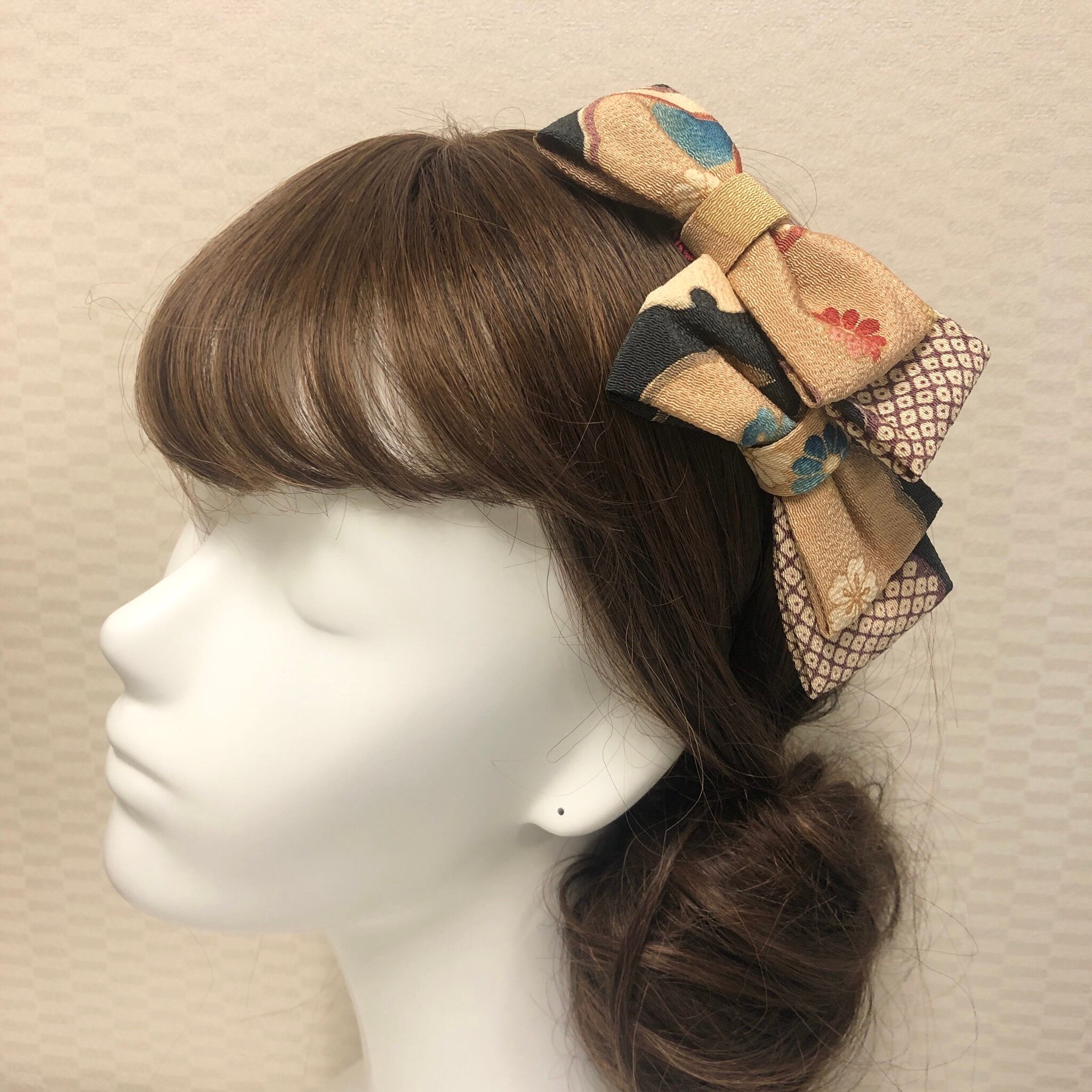 ヘッドドレス リボンツイン No 2 京都の伝統工芸を用いたギフト専門店のaturae あつらえ のネットショップです 着物生地のアクセサリー が人気です