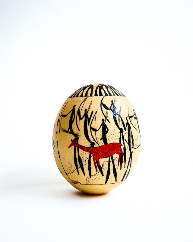 Ostrich egg: a South African folk art object