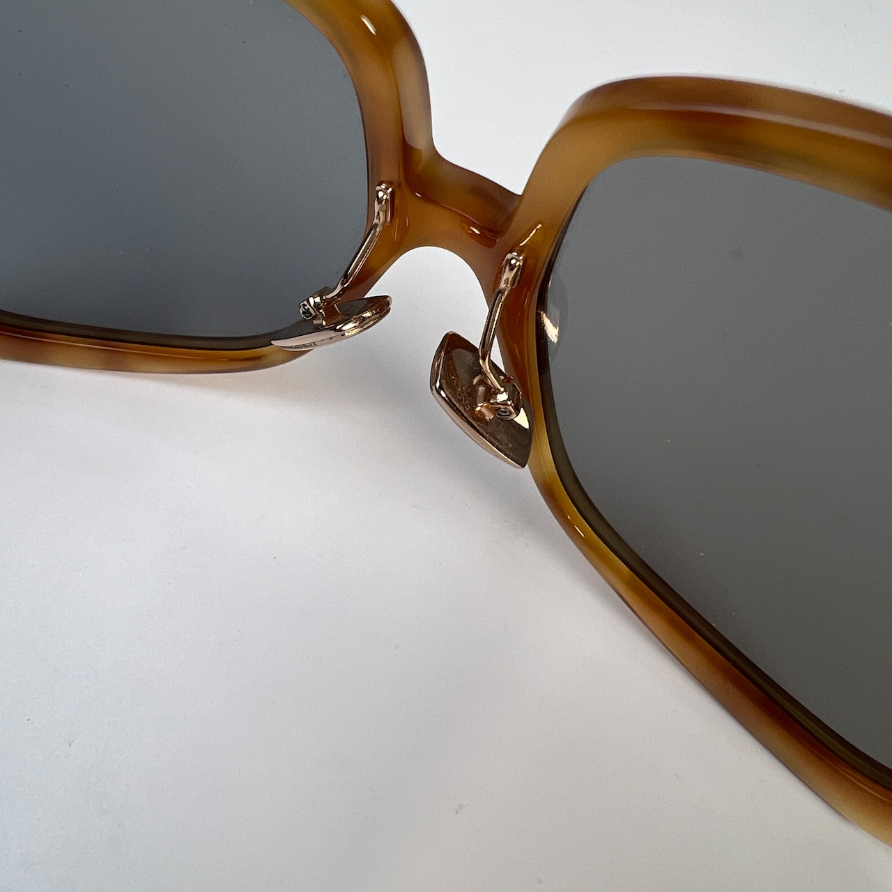 【最終処分SALE】FENDI フェンディ サングラス ブラウン A-8753