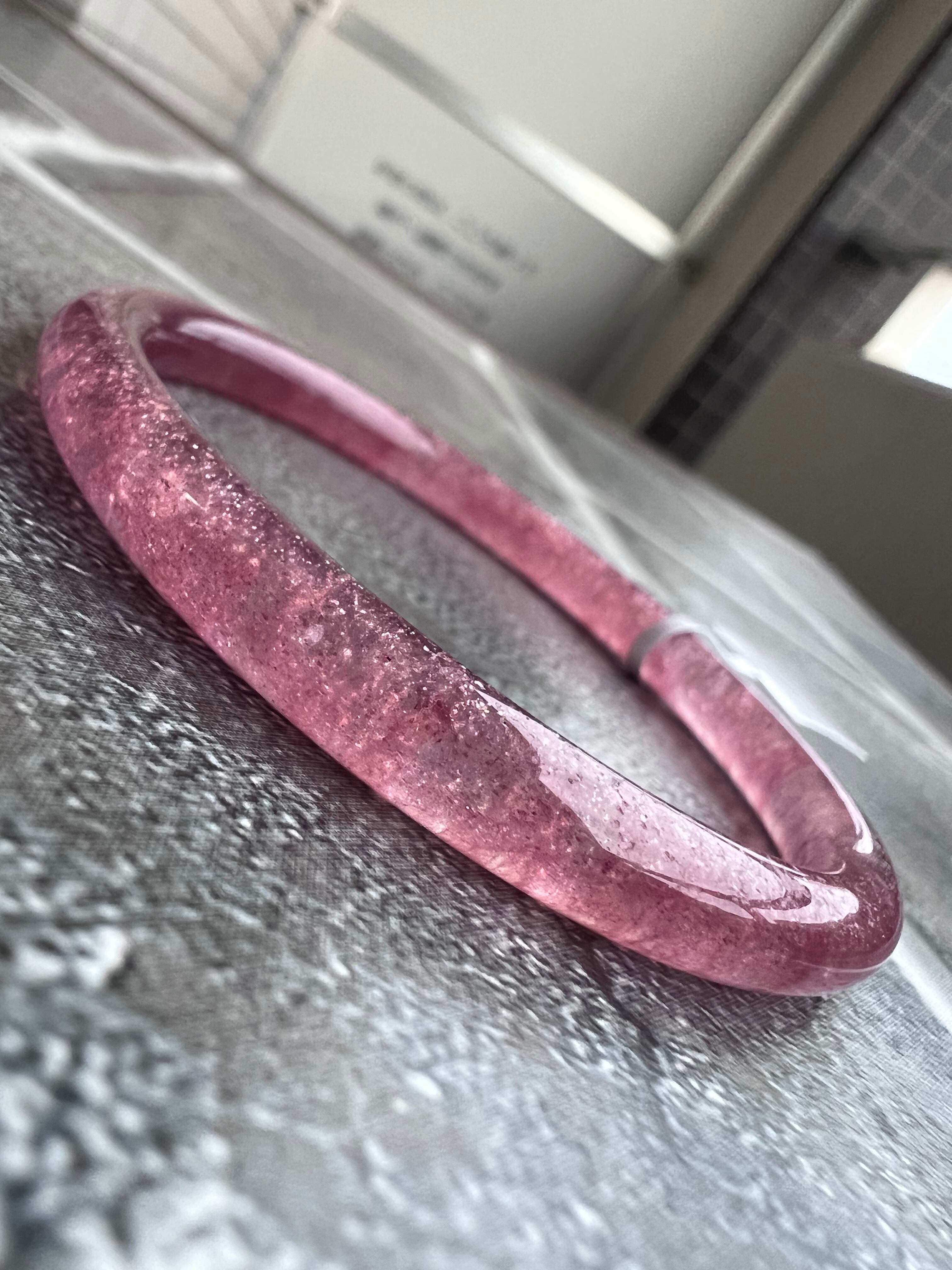 グリーンストロベリー くりぬきタイプ 切り結ん バングル