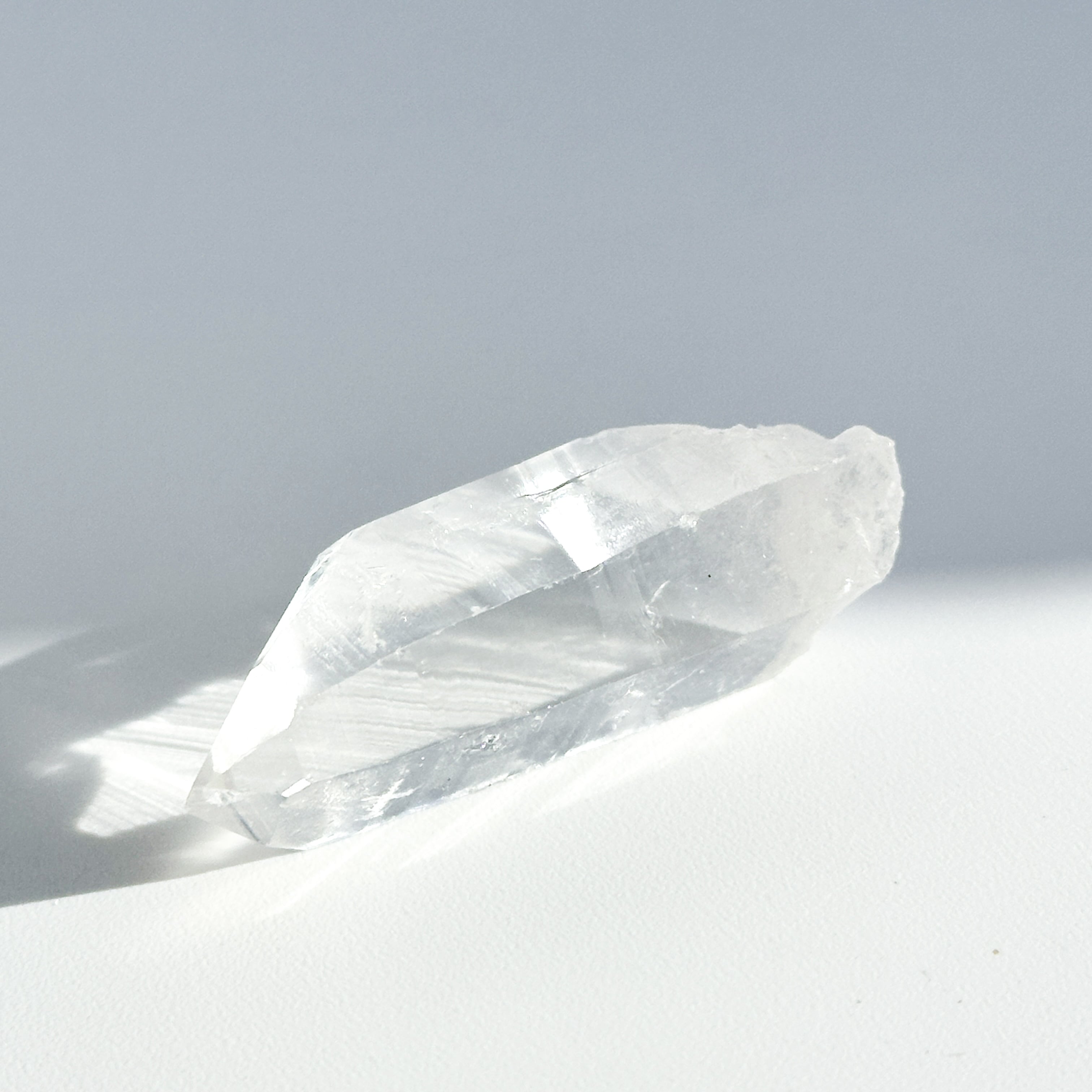 ゼッカ産クリアクォーツ ポイント 原石63 ◇ Clear Quartz ◇天然石