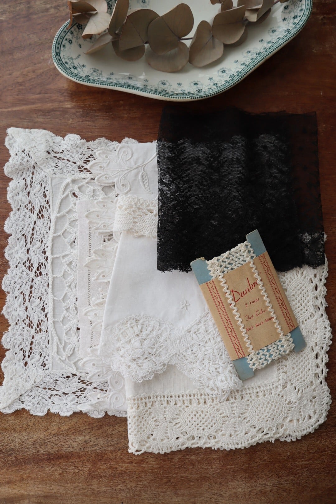 レース | vmt antique アンティーク雑貨の家 年末年始休暇1/4まで発送