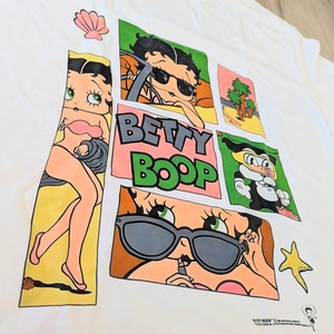 【 Betty Boop( ベティ ブープ )/ ベティちゃん 】『 Betty&Bimbo the Dog 』 ベティ・ブープとビン坊 / Tシャツ / 90'デザイン 〚アメリカン雑貨 アメトイ〛