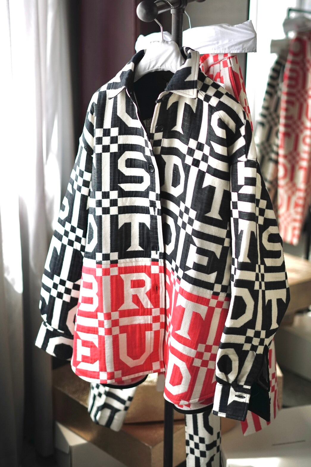 Mame Kurogouchi / Multi-Pattem Knit Cardigan ( BLACK, WHITE