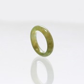 【13号】 抜群の透明感！ 翡翠くり抜き甲丸リング A貨翡翠 jd_rg2446