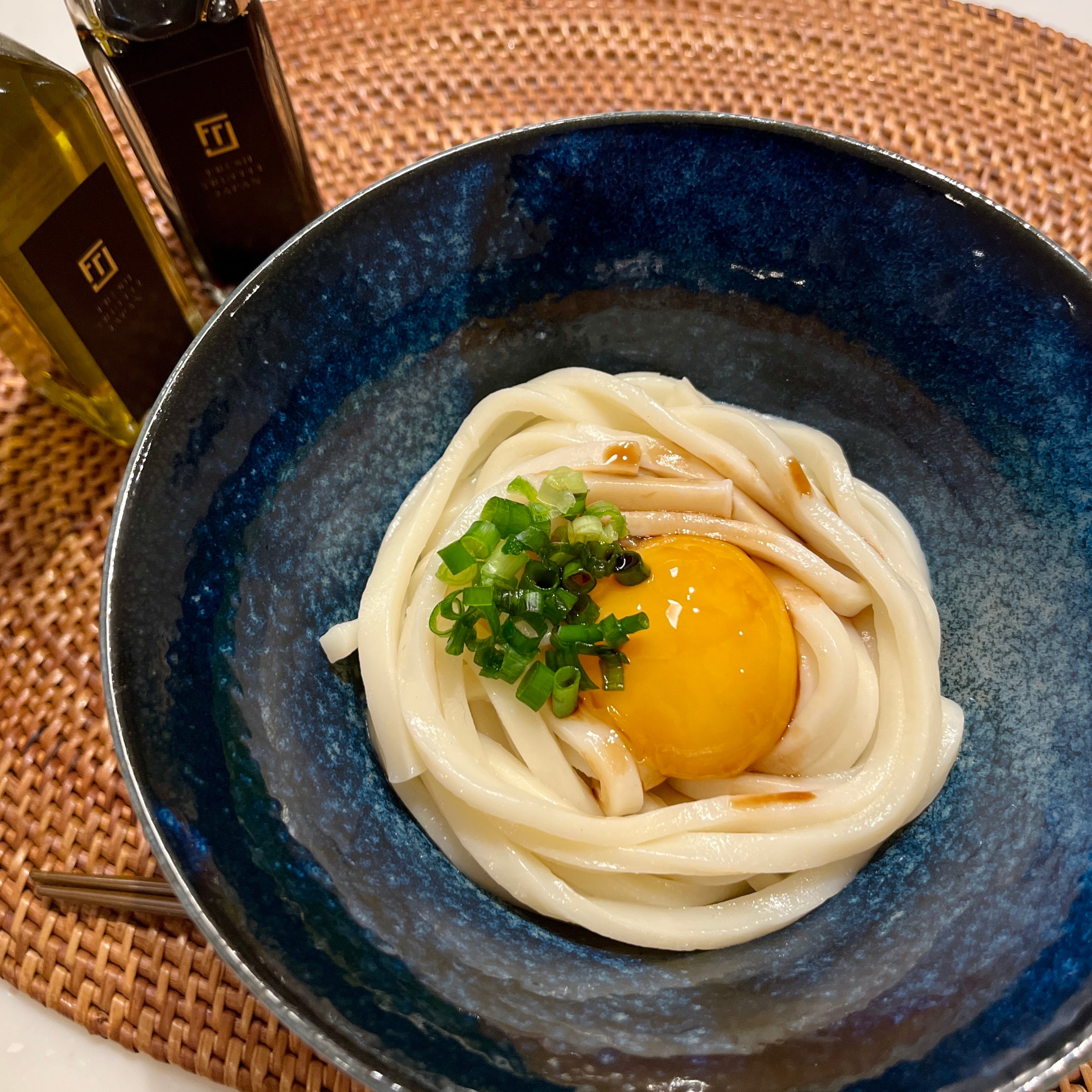 新品　フレッシュトリュフジャパン　白トリュフバター　トリュフ醤油　トリュフオイル 白トリュフ醤油と白トリュフオイルのセット【化粧箱入り】 | FRESH