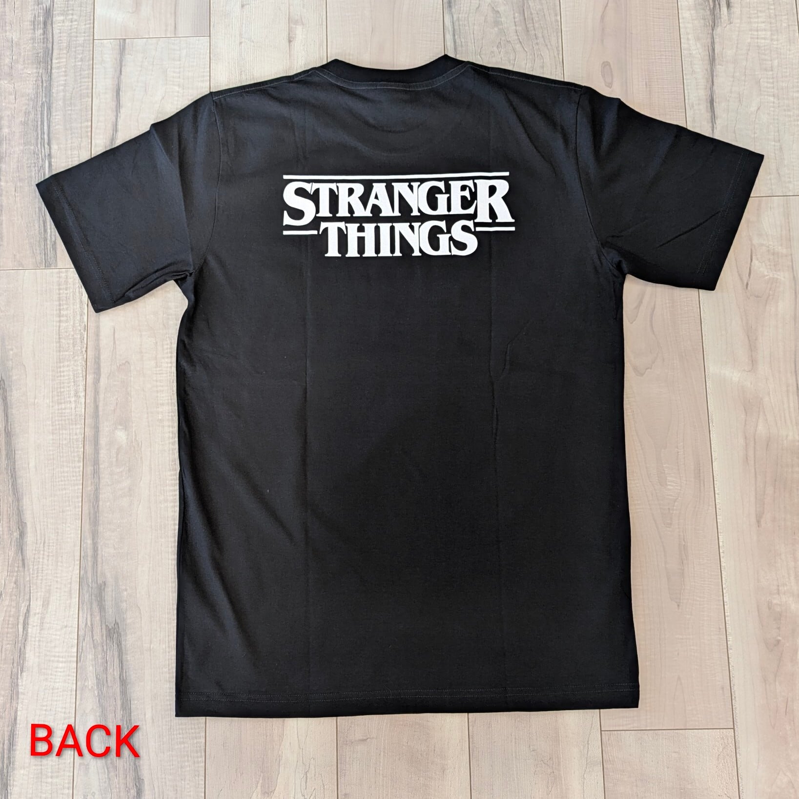 【 Stranger Things / ストレンジャーシングス  】ダスティン&スージー Camp Know Where / Tシャツ〚アメリカン雑貨 アメトイ〛
