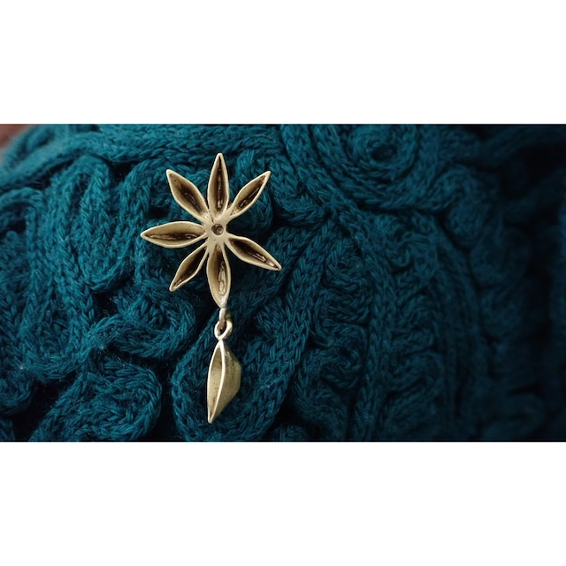 Swing Star Anise Pin