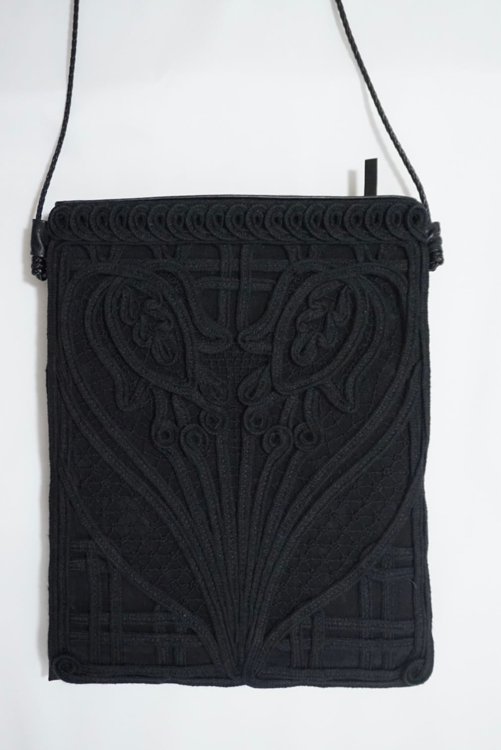 新品 mame Cording Embroidery Pouch white