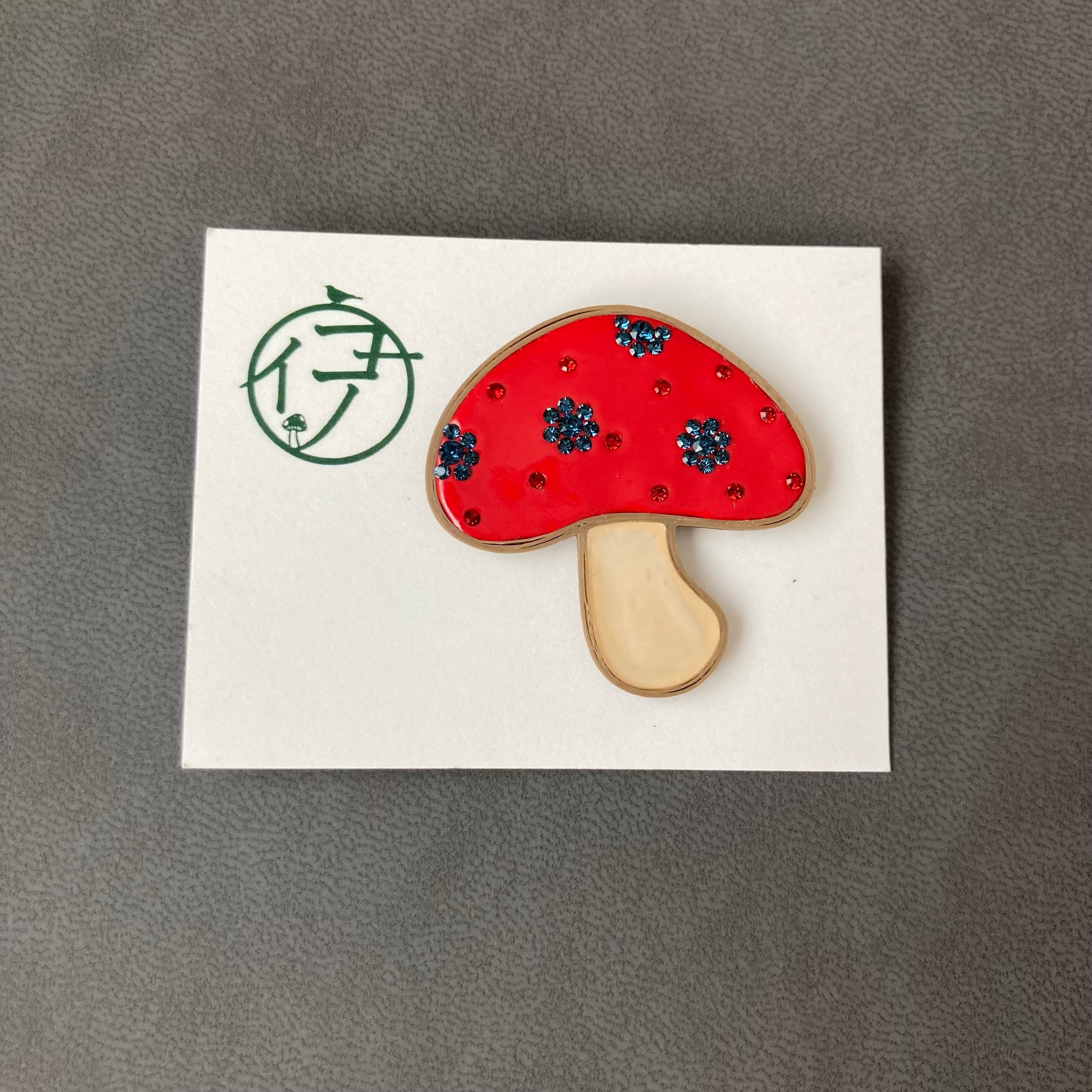 きのこブローチ大 赤 | ICO-NO