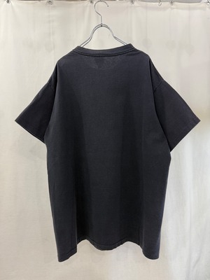 90's graphic T-shirt