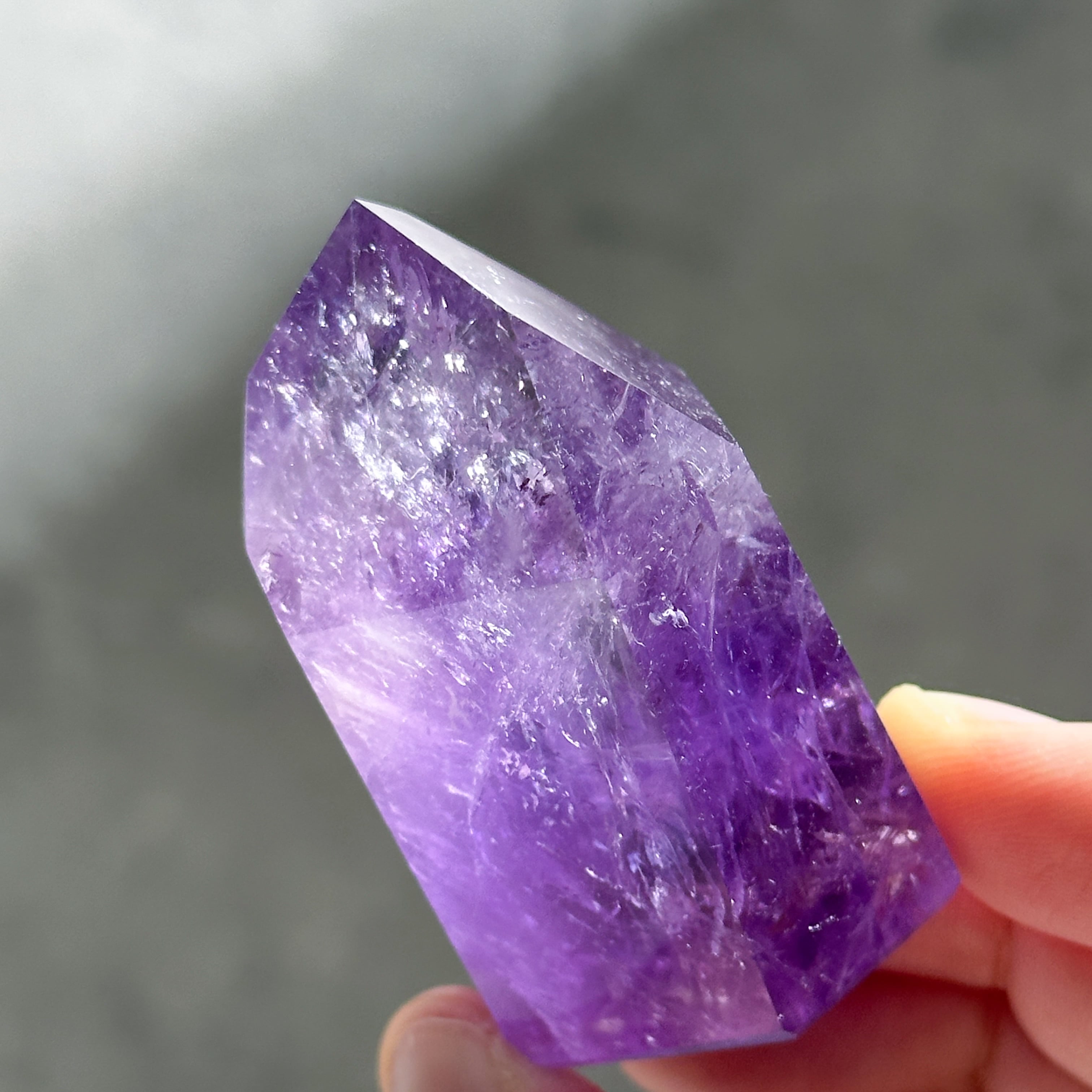 美麗☆　アートなタワー♡アメジストクリスタル　　ドリームアメジスト　タワー バイーア産ファントムアメジスト タワー53◇ Phantom Amethyst