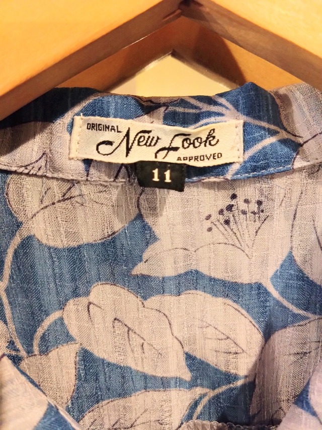 ブルーストライプ椿柄レトロワンピース/ニュールック日本製古着服NEWLOOKMADEINJAPAN