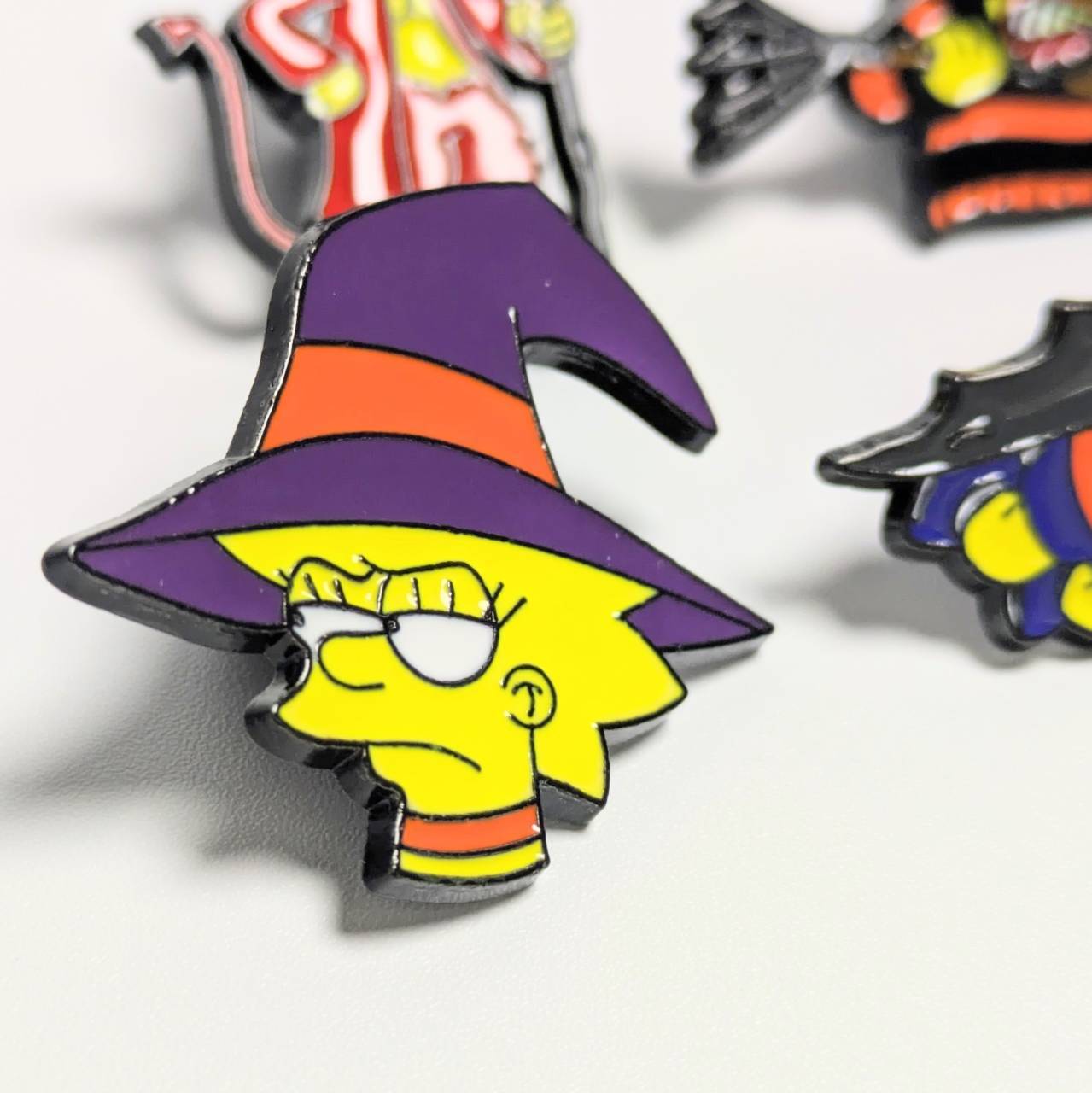 送料無料! ★ピンズ PINS★ピンバッジ 【 The Simpsons( ザ シンプソンズ )】6P SET〚アメリカン雑貨 アメトイ〛