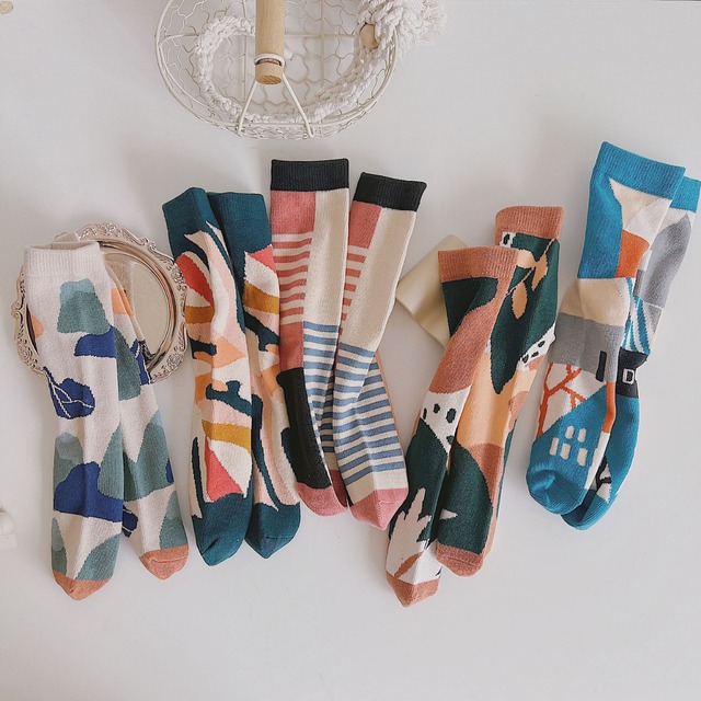 【即納】不思議柄の靴下 踵なしタイプ