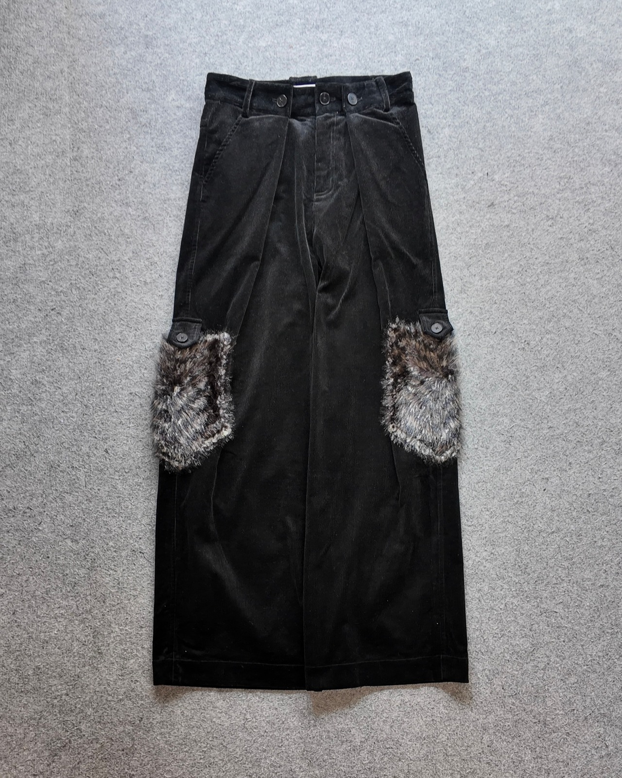 【26/AW Oscar Ouyang】Black corduroy cargo trousers