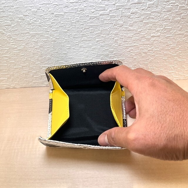 シルバードット　コインカードケース