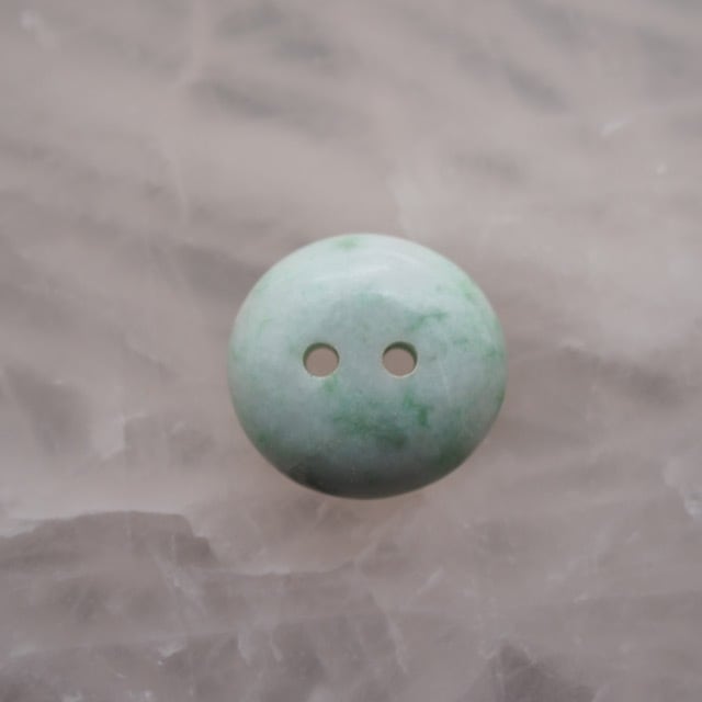 糸魚川姫川産 ヒスイのボタン | ontamayutori