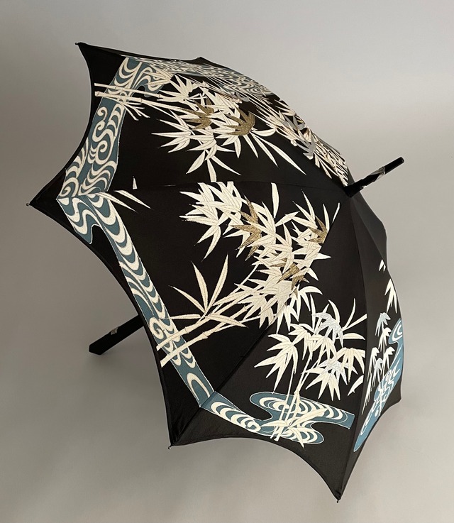 留袖で作る日傘　松林  Handmade parasol with antique Kimono