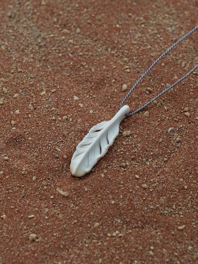 pendant (S) _ 003