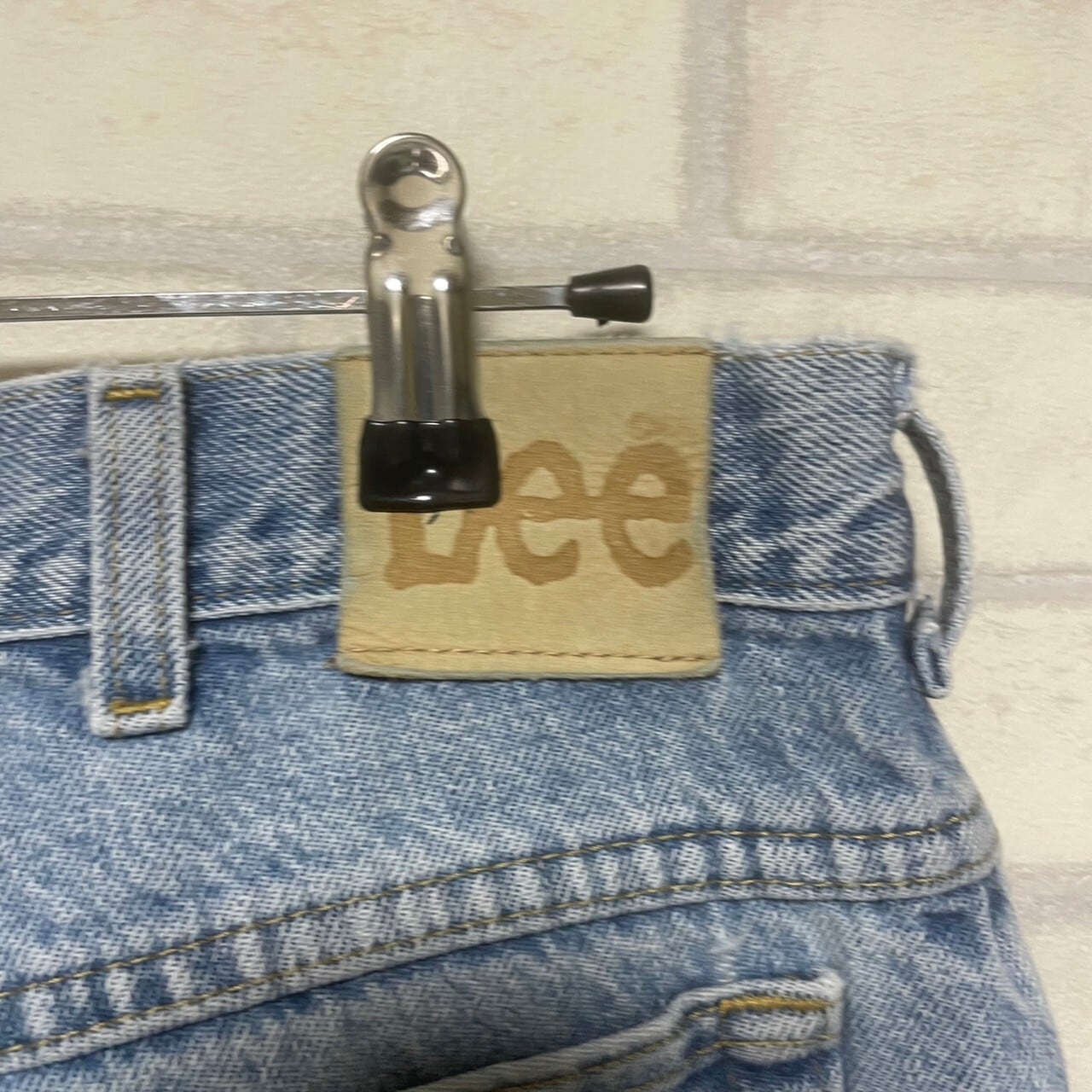 W32×L30#裾上げ済み】Lee デニムパンツ 革パッチ | 古着屋OLDGREEN