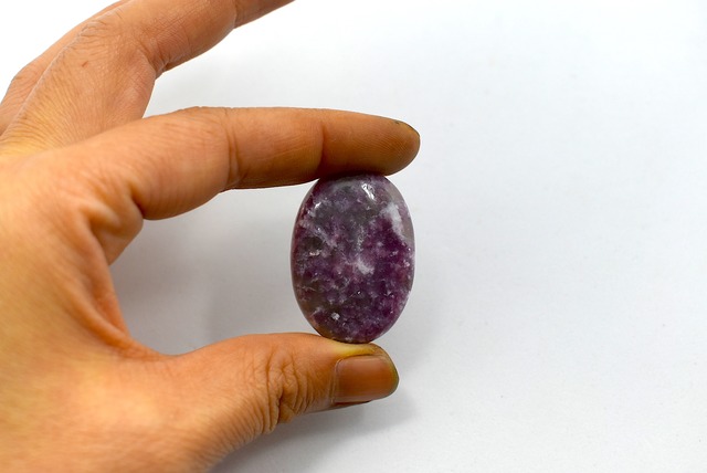 レピドライト　ルース　カポジョンrepi002