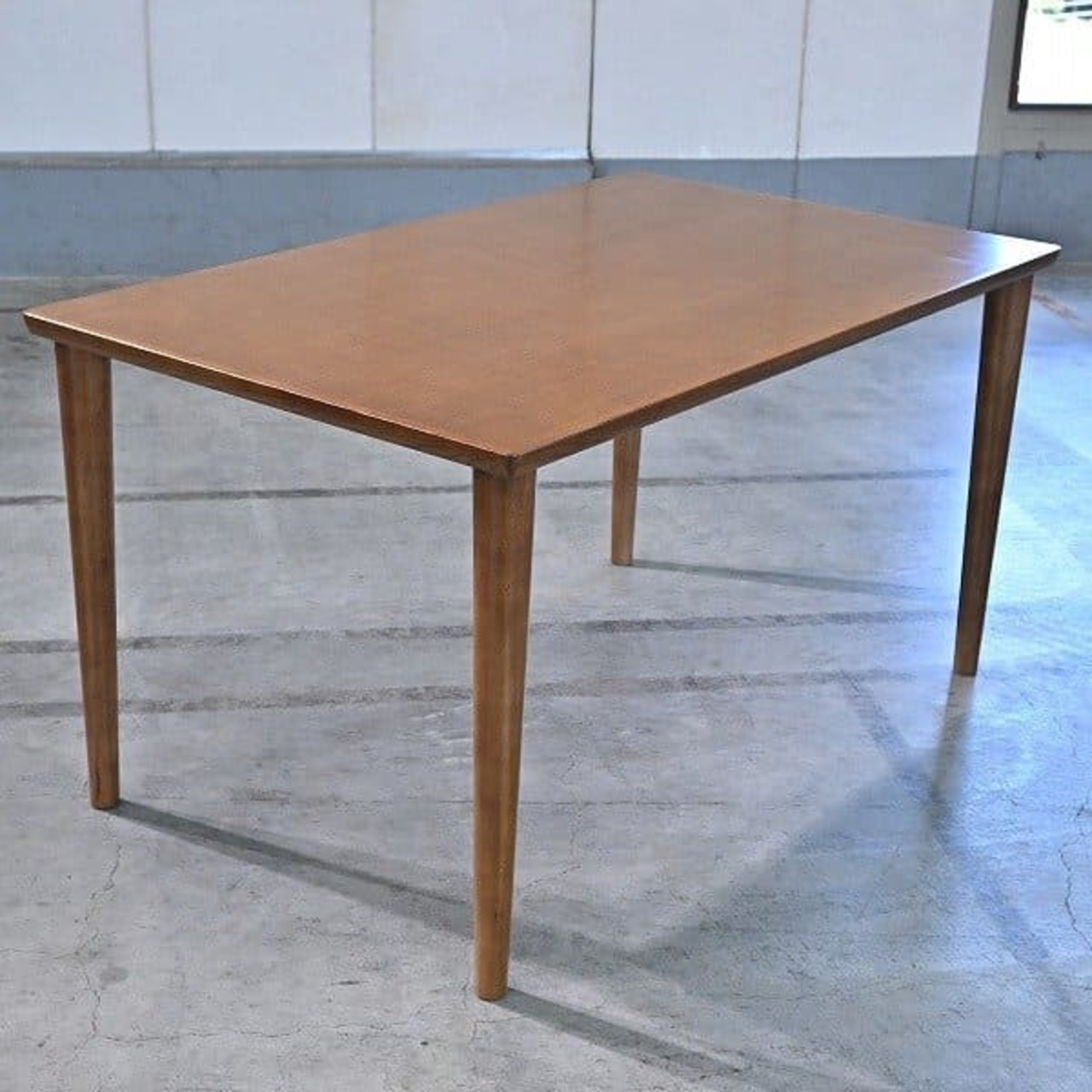 展示品 カリモク60＋ 9万「ダイニングテーブル 1300」机 オーク材 天然木 食卓 リビング 店舗什器 4人掛け 作業台 Karimoku 【中古家具/中古インテリア/USED家具ユーズド家具/リサイクル】