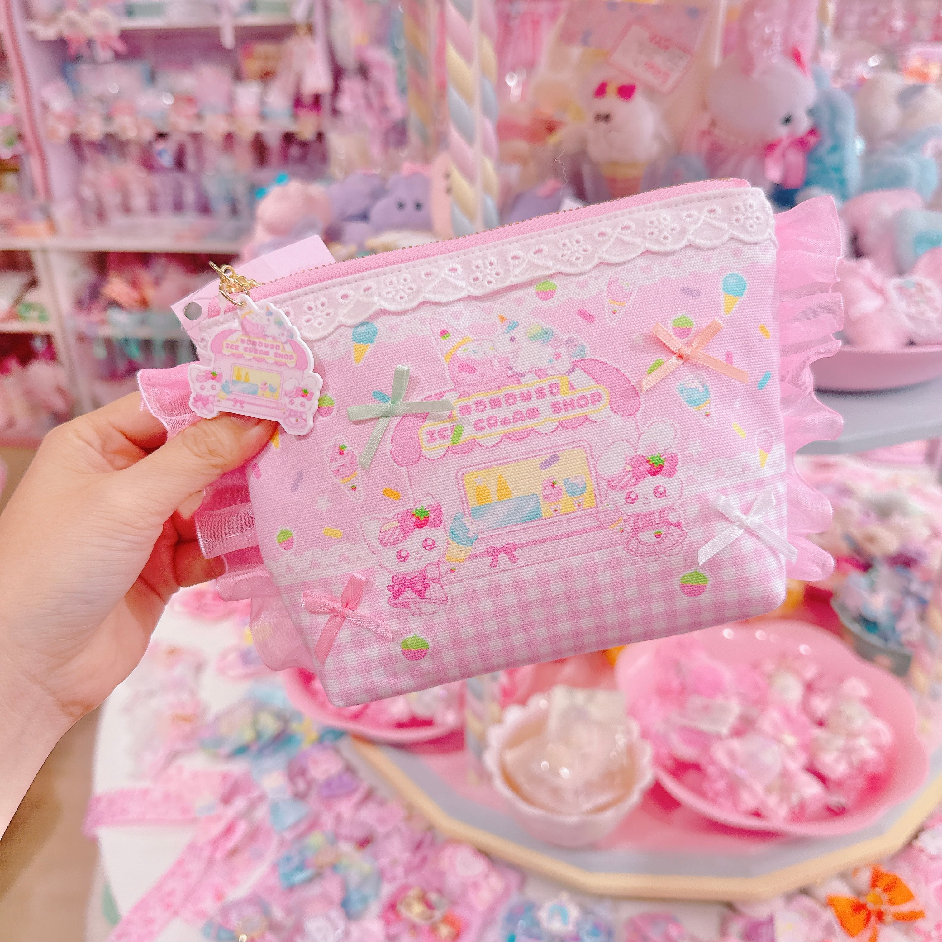 【E7】151-12フリルポーチ