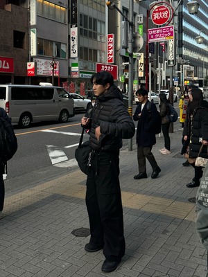 Lightweight Cropped Hooded Puffer Jacket (3color)