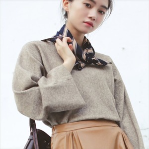 【送料無料】 トップス 2色 セーター 袖あり 長袖 フレア袖 萌え袖 Aライン フレア プルオーバー かわいい 大人可愛い 大人女子 こなれ感 シンプル カジュアル 大人 上品 おしゃれ お洒落 ラフ コンサバ 無地 秋 30代 40代 レディース 女性用 ママ ママ服 デート お出かけ お茶会 女子会 休日 授業参観 着回し プチプライス カラバリ デイリーユース 普段使い 韓国 韓国系 ファッション コーデ スタイル 楽ちん あったか 暖かい 定番アイテム 着痩せ フリーサイズ 大きめ ゆる